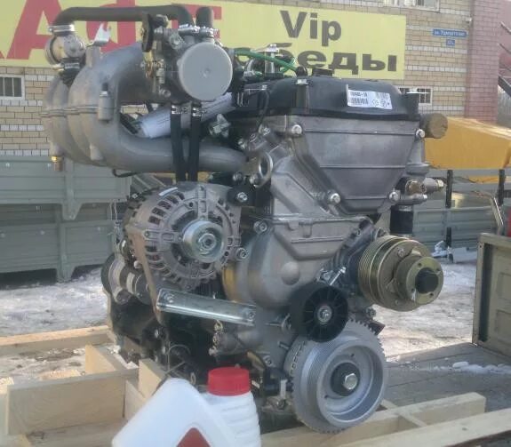 Двигатель змз 40522. Мотор змз 405 евро 2. Змз 40522 евро 2. Змз 40522. Двигатель змз 40522.