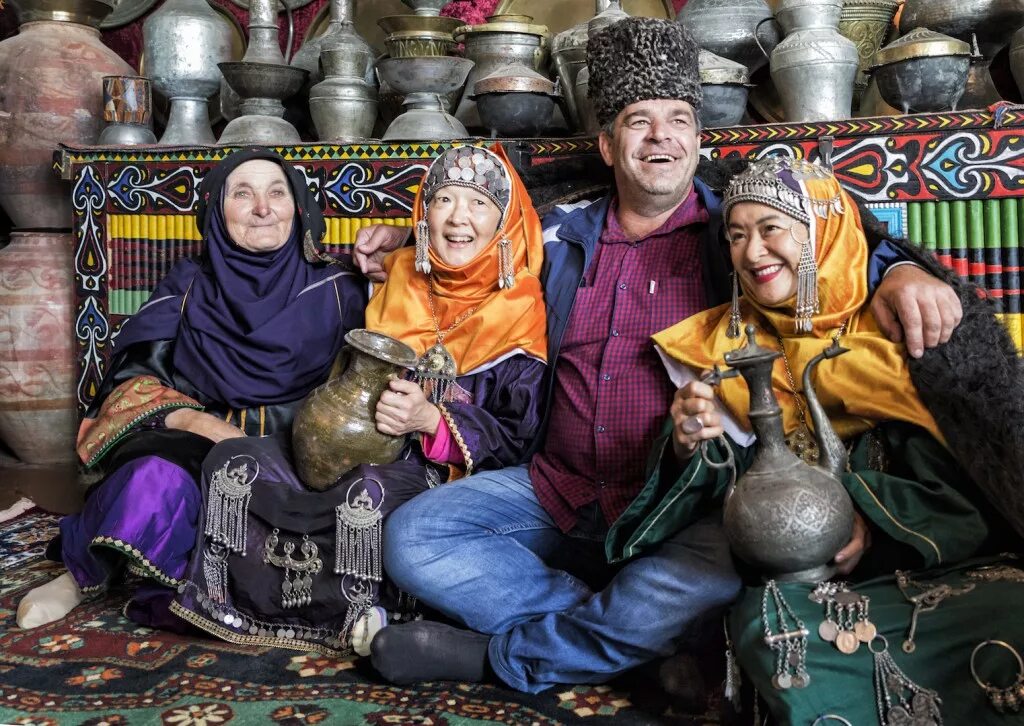 Народы Дагестана Балхар лакцы. Лакцы и аварцы. Даргинцы и лакцы. Народность лакцы Дагестана. Аварцы это кто