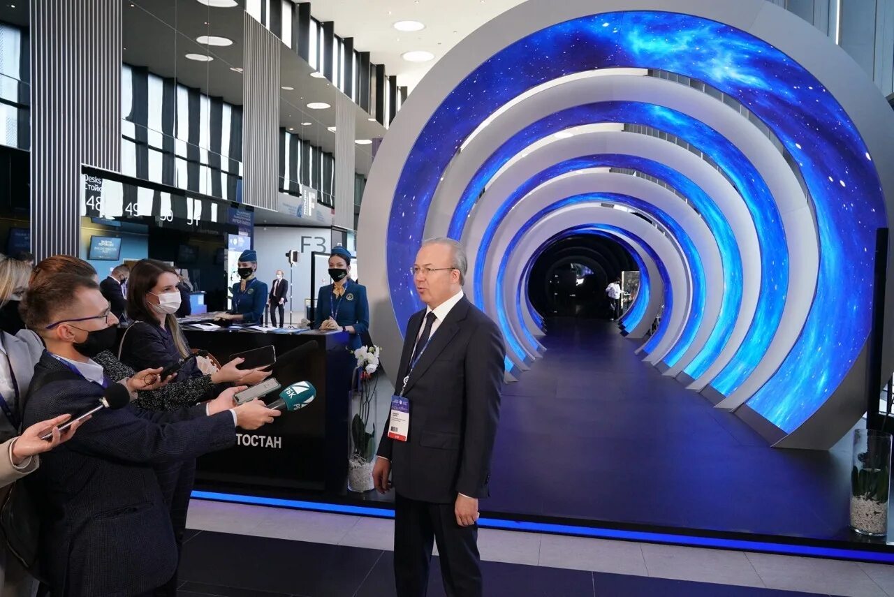 Пмгф 2025 даты. Пмгф 2025. стенд ростеха на пмэф 2025. петербургский газовый форум 2025.
