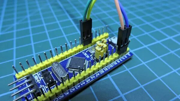 Stm32 прошивка через st link. Stm32 программирование. программатор st-link. прошивка stm32gf103. цепи программирования для stm32f103.