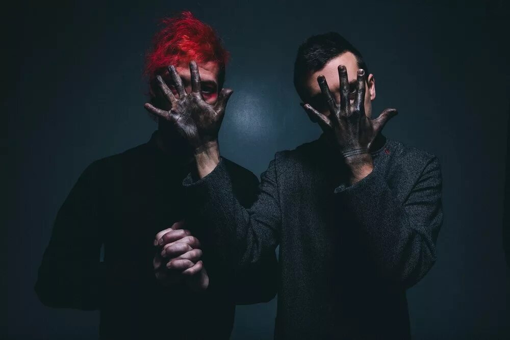 Альбомы 21 pilots. Группа 21 pilots. tyler joseph blurryface.