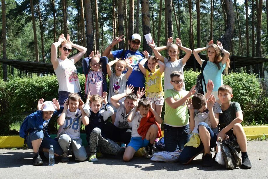 Энджой Кэмп лагерь в Подмосковье. Enjoy Camp Домодедово. Enjoy Camp изумруд лагерь. Английский лагерь энджой Камп.