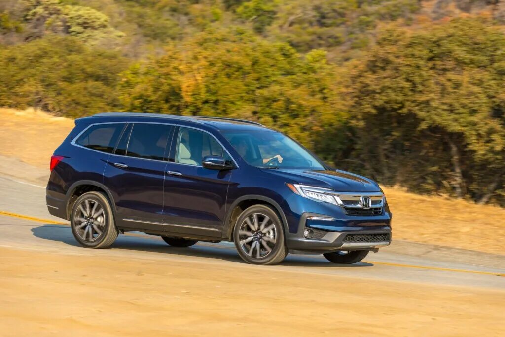 Купить новый хонда пилот. Honda Pilot 2022. Honda Pilot 2021. Хонда пилот 2019. Хонда пилот 2017.