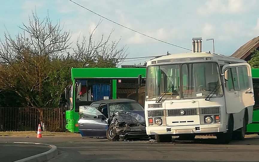Автобуса в барановичах. Барановичи автобус. автобуса барановичи переволока. 31 августа 2025 барановичи. виртуальный брест новости сегодня происшествия автобусы аварии.