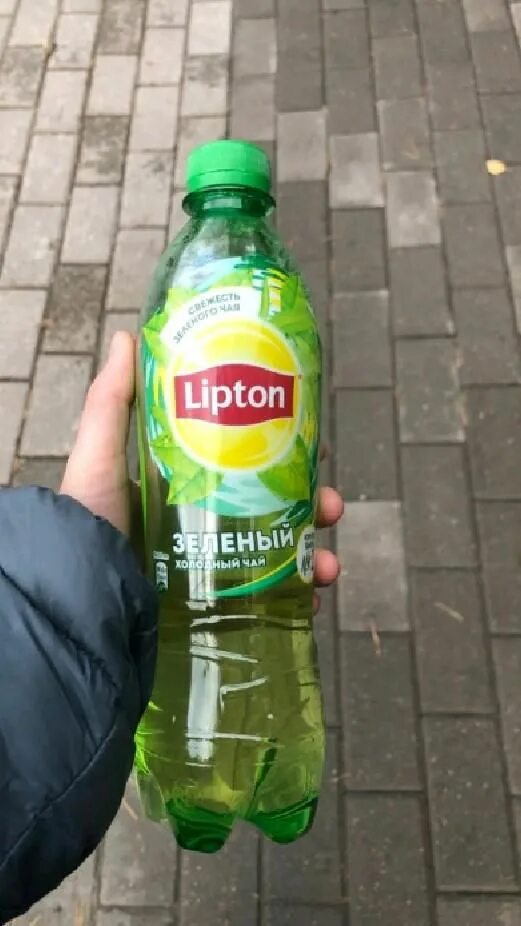 Ice tea зеленый чай. Зеленый липтон в бутылке эстетика. Липтон холодный чай зеленый. Эстетичный липтон. Липтон зеленый холодный чай эстетика.