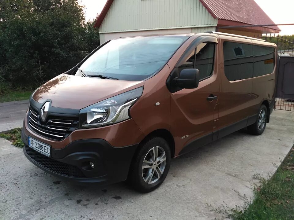 Renault Trafic (3G) 1.6 дизельный 2015 Жемчужинка на DRIVE2