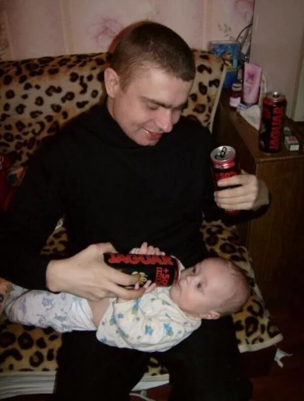 Msr's white trash. Треш родители. Жесть в социальных сетях. Дебилы в социальных сетях. Треш родители из соцсетей.