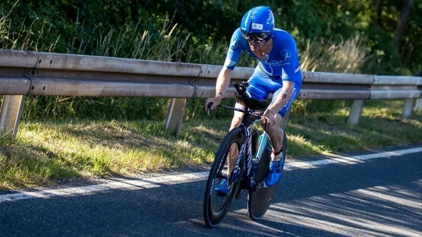 Триатлон бег дистанция. Юлия полевая триатлон. Соревнования по триатлону. Триатлон в самаре 2022. Последовательность этапов в соревнованиях по триатлону.