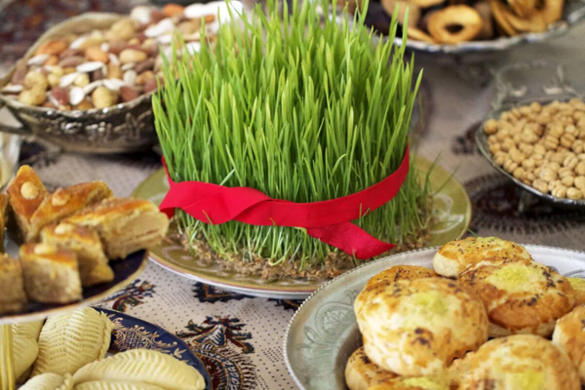 С праздником науруз байрам. Чершенбе новруз. С весенним праздником новруз байрам. Самани самани новруз. Дружба народов набережные челны навруз.