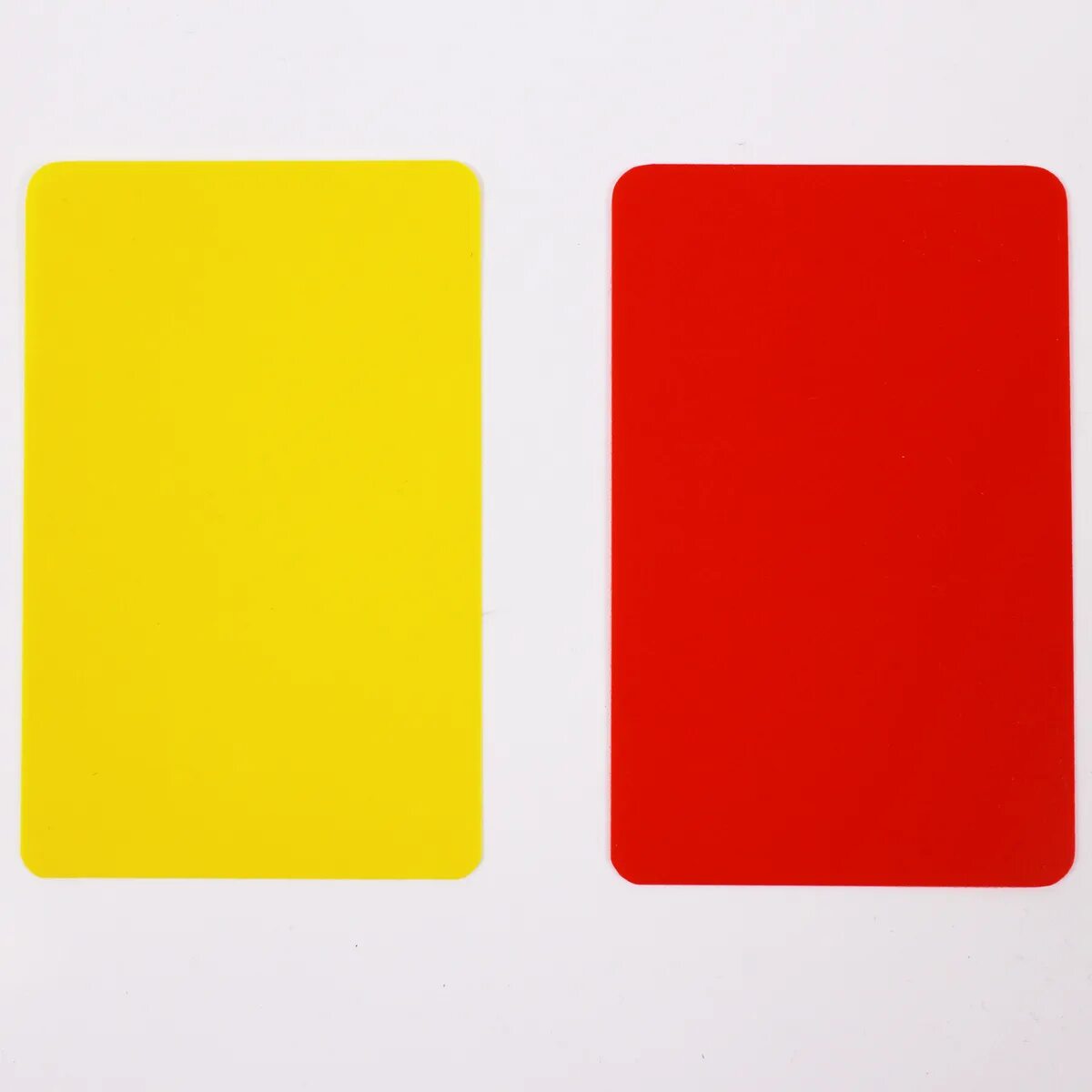 Желтая карточка. Ката желт. Желтая карточка и красная карточка. Красная карточка. Размер желтой карточки в футболе.