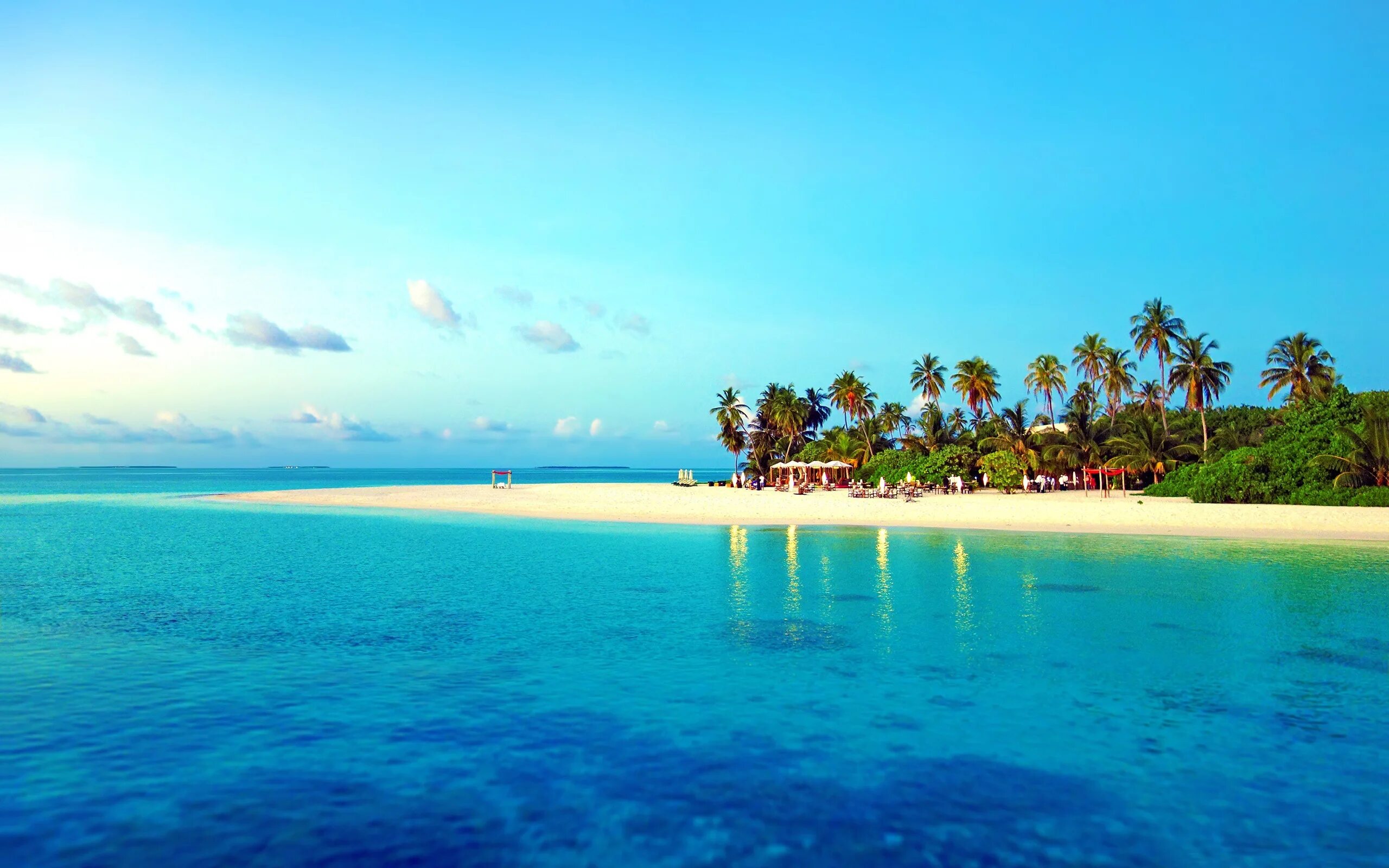 Обои рабочий стол 1920х1080 море. Голубая Лагуна Саона Доминикана. Море панорама. Остров пляж. Пляж панорама.