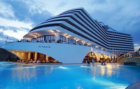 Titanic beach lara 5