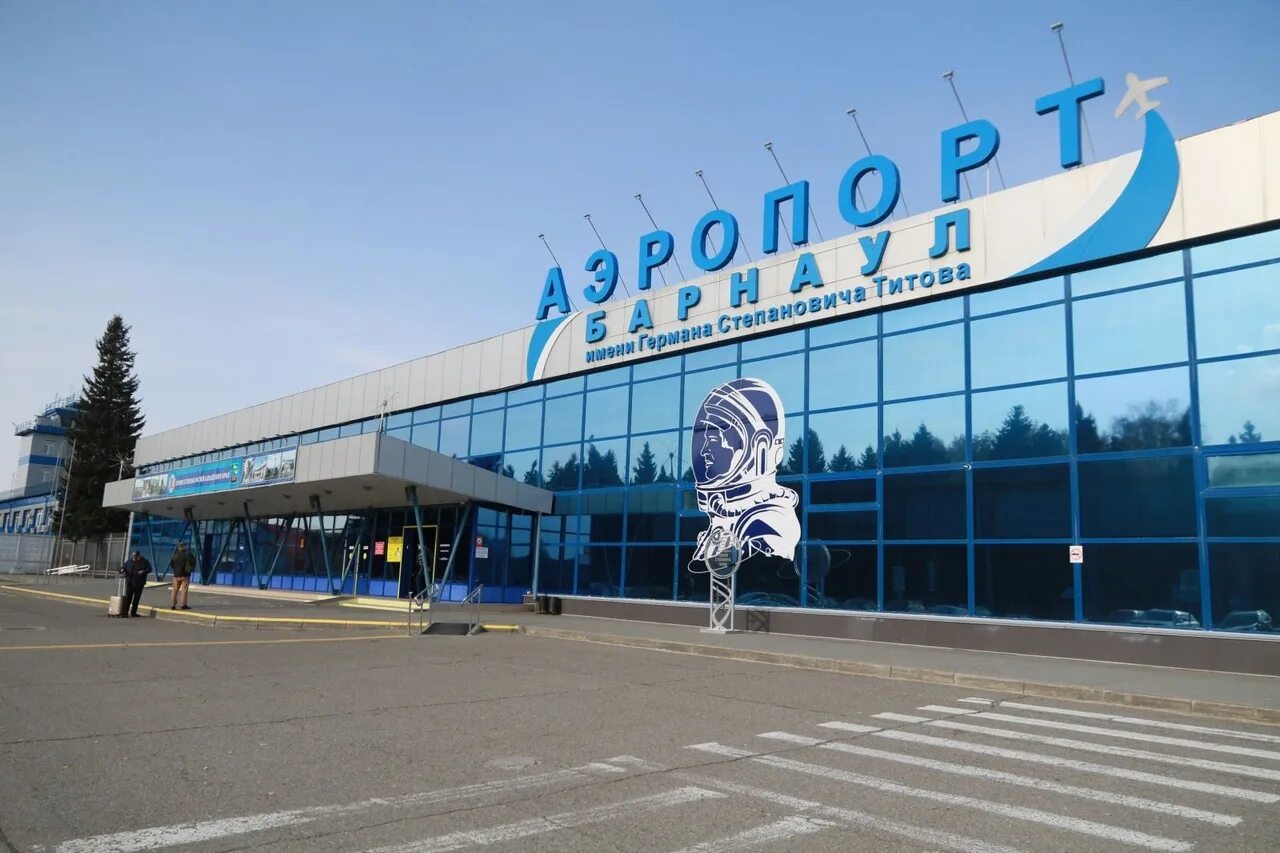 Аэропорт города барнаула. Аэропорт барнаул 2025. аэропорт барнаул новапорт. аэропорт барнаул новый терминал. аэропорт барнаул внутри.