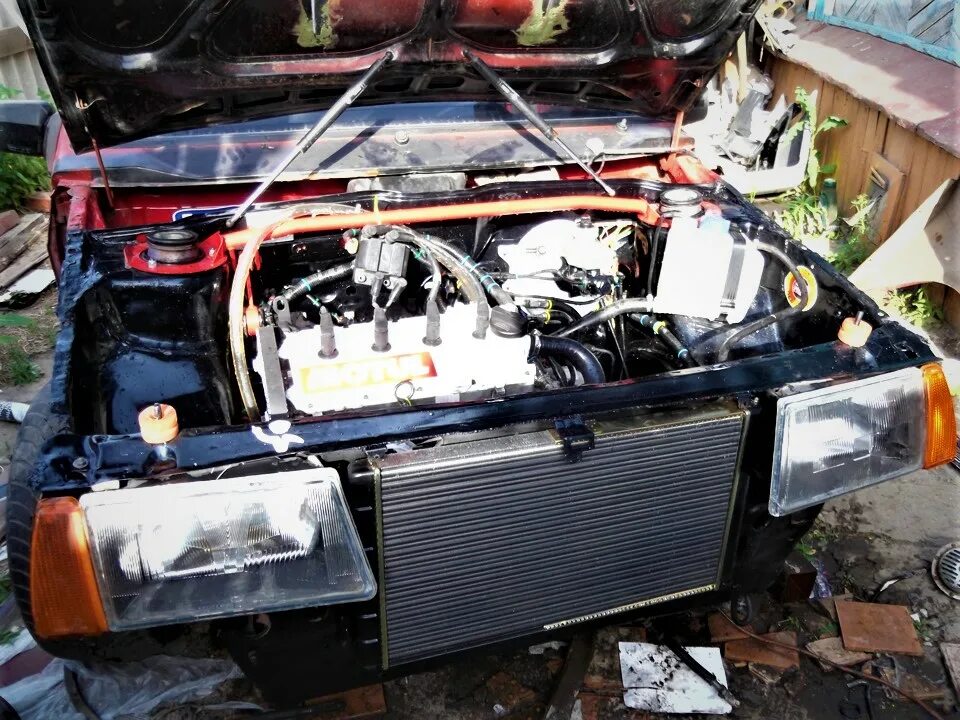 Аккумулятор под бампером ваз 2109. Крепление радиатора ваз 2109. Верхнее крепление радиатора ваз 2109. Радиатор печки ваз 21074. Как поменять радиатор 2109.