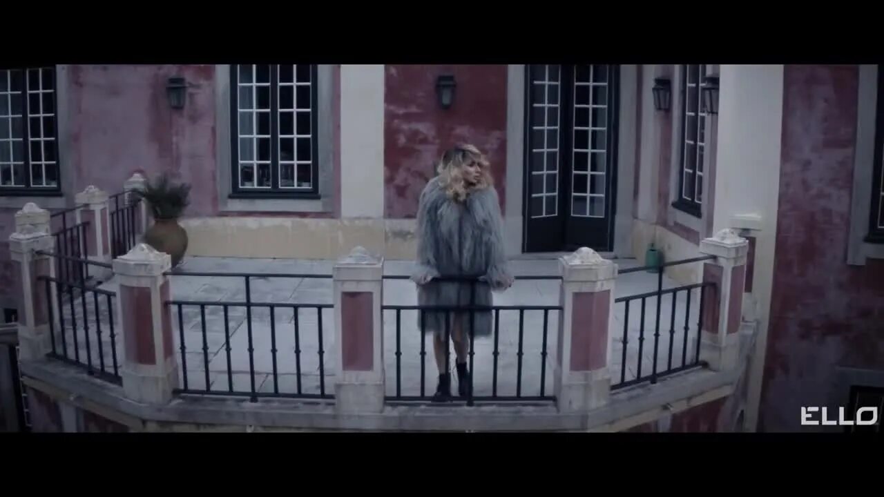 Chanmina. Лобода фото из клипов. Модели из клипов лободы мотелек. Loboda родной. Лобода город под запретом.