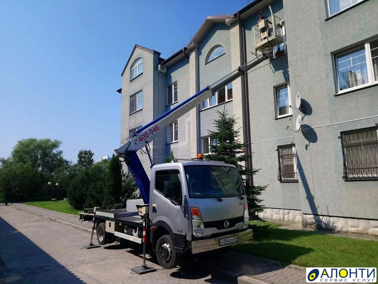 Автовышка 20 метров. Вышка aichi sp181. Чайка socage da 324. Автовышка калининград аренда. Ниссан кабстар вышка.