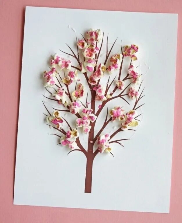 Аппликация весеннее дерево. Поделка цветущее дерево. Поделка Весеннее дерево. Цветущее дерево из попкорна. Весеннее дерево из бумаги.