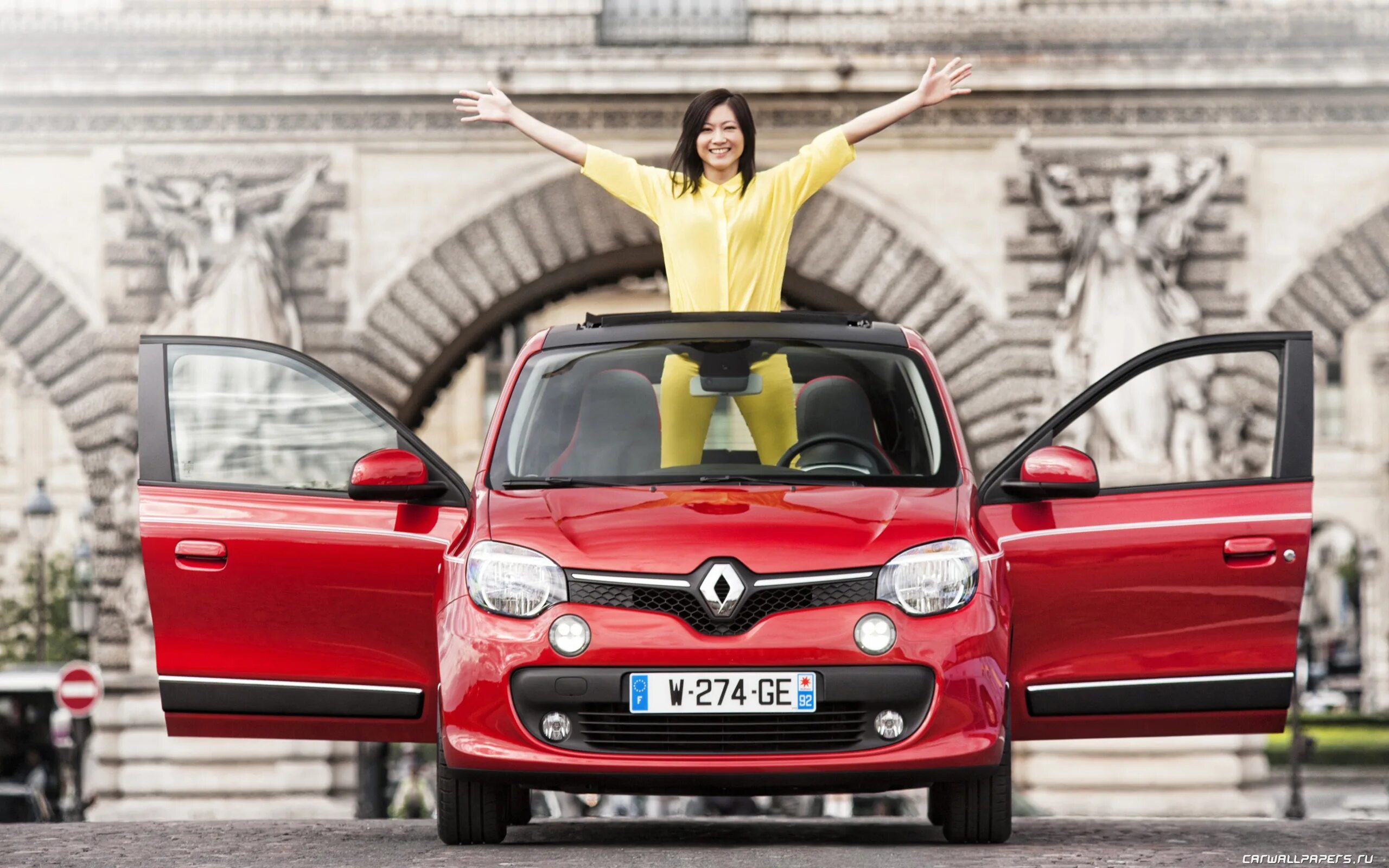 Рено меган. Машина музыка машина рено. Renault 4 hatchback. Renault clio 2013. Машина рено.