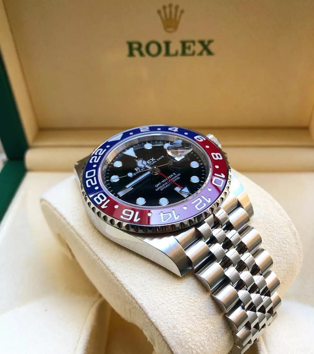 12 840 часов