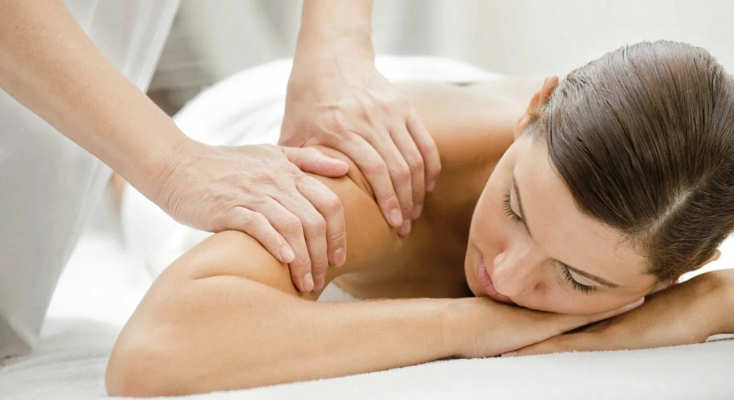 Style massage. Классический массаж. Классический массаж тела. Классический лечебный массаж. Оздоровительный массаж спины.