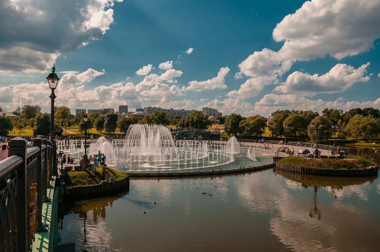 Московский парк царицыно. Царицыно (дворцово-парковый ансамбль). Ансамбль Царицыно. Царицыно ансамбль парка.