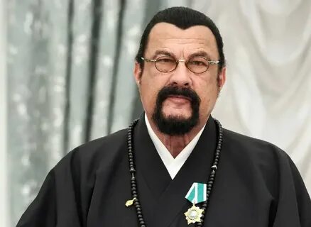 Награждение стивена сигала орденом дружбы народов