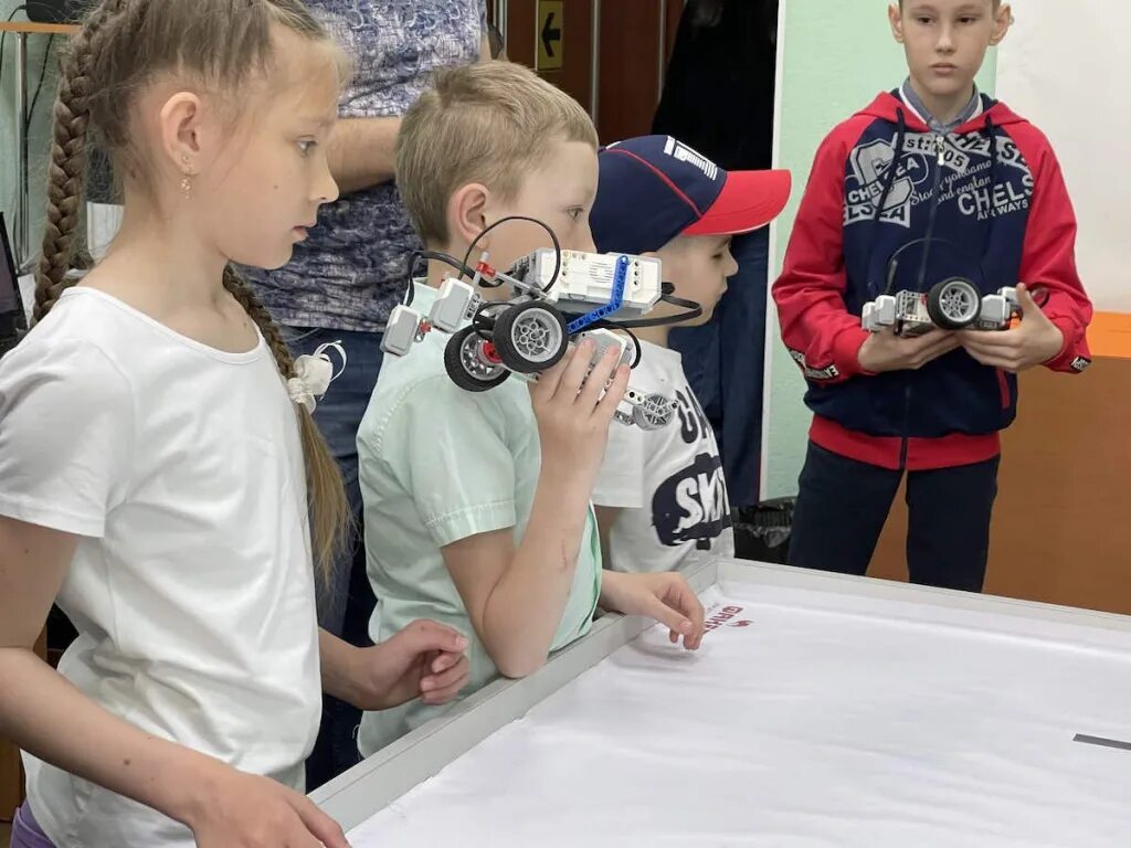 Робототехника для детей от 7 лет. Соревнования по робототехнике 2022. Реклама соревнования по робототехнике. Робототехника 2022. Робототехника 2022.