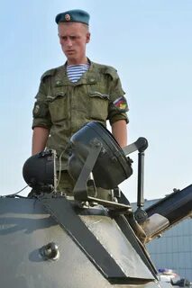 Наводчик бмп