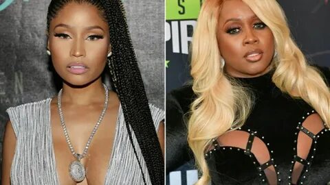 Nicki minaj kisses