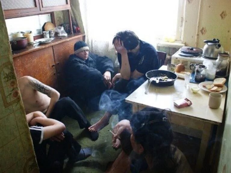 Проект выжившие солевая хата часть 3 A crowd of teenagers for a month in turn raped a 15-year-old peer The tortures w