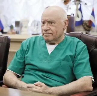 Ушел из медицины