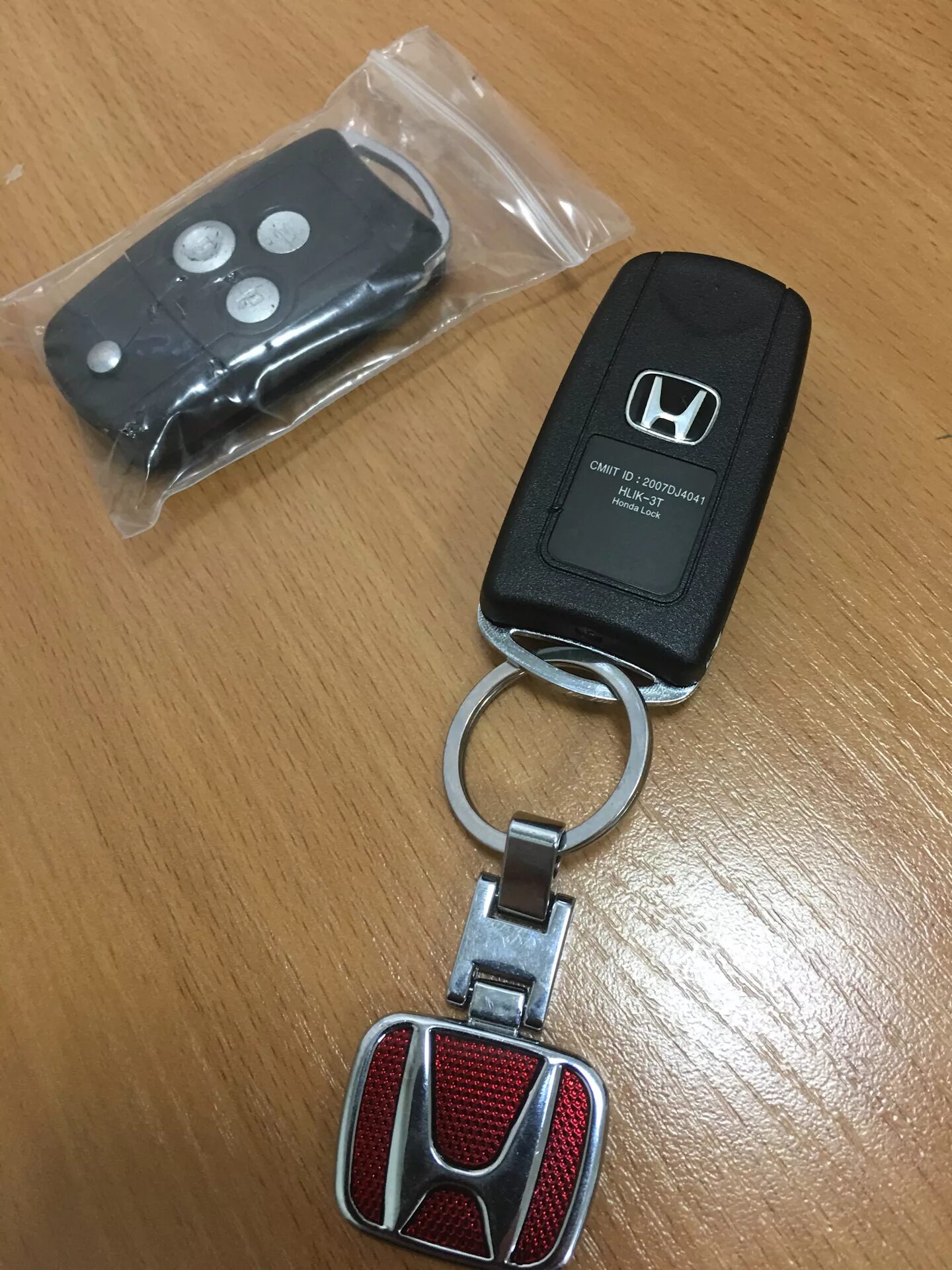 Ключи 8.2. Новый ключ для Honda Accord 7. Хонда пилот 2008 года ключ зажигания. Ключ Honda Accord 10. Ключ Хонда Аккорд 8.