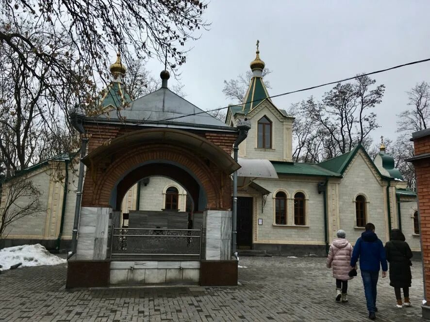 Церковь илии пророка владикавказ. Храм святого ильи владикавказ. Храм илии владикавказ. Ильинская церковь владикавказ. Храм илии владикавказ.