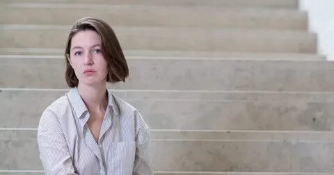 Салли руни