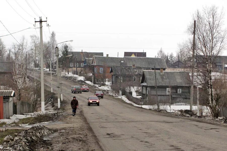 Город нея сверху. Мантурово Костромская область. Город Мантурово Костромской области. Вокзал Мантурово Костромской области. Храм Николая Чудотворца Мантурово Костромской области.