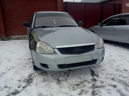 Бампер приора серебристый