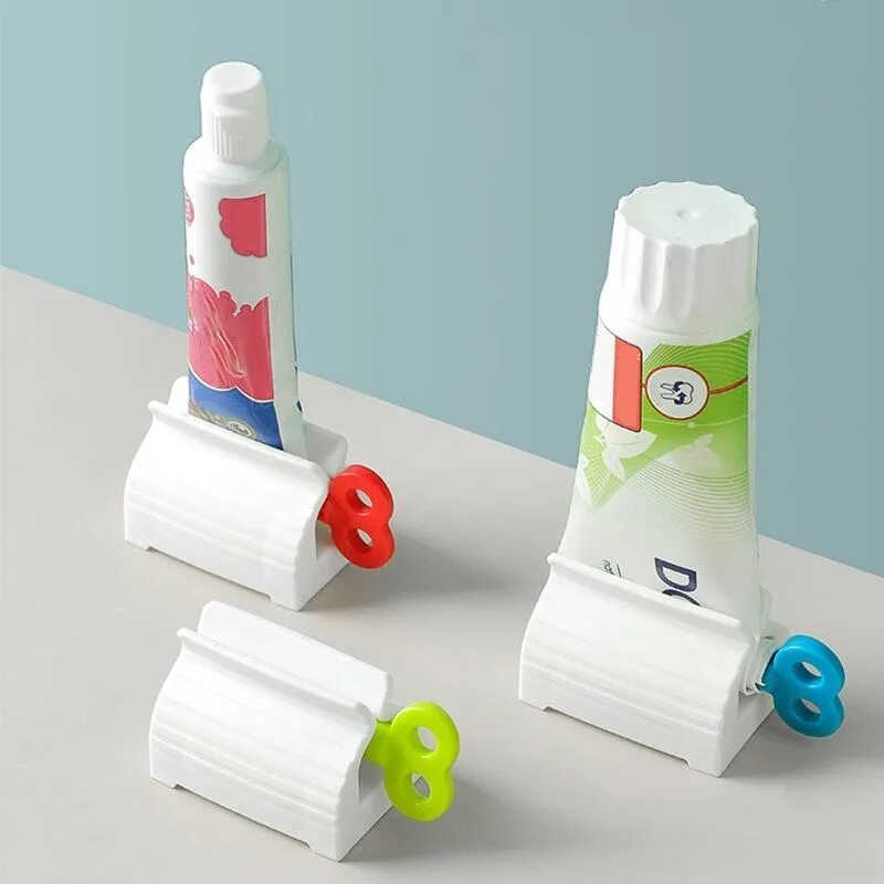 Дозатор пасты купить. Дозатор пресс для зубной пасты Toothpaste Dispenser. Выдавливатель для зубной пасты 3d модель. Выдавливатель для тюбиков зубных паст. Выдавливатель зубной пасты из тюбика Toothpaste.