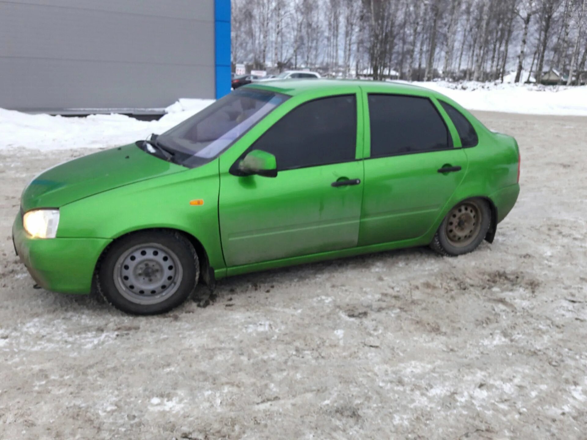 Калина 1 универсал зеленая. Калина 1 седан зеленая. Калина 1 хэтчбек. Цвет калины зеленый. Калина зеленый хэтчбек 2006.