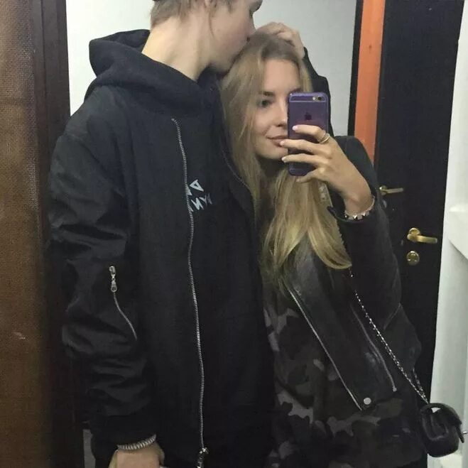 Фараон девушка. Фараон рэпер и его девушка 2021. Фараон девушка. Фараон девушка. Pharaoh рэпер и катя кищук.