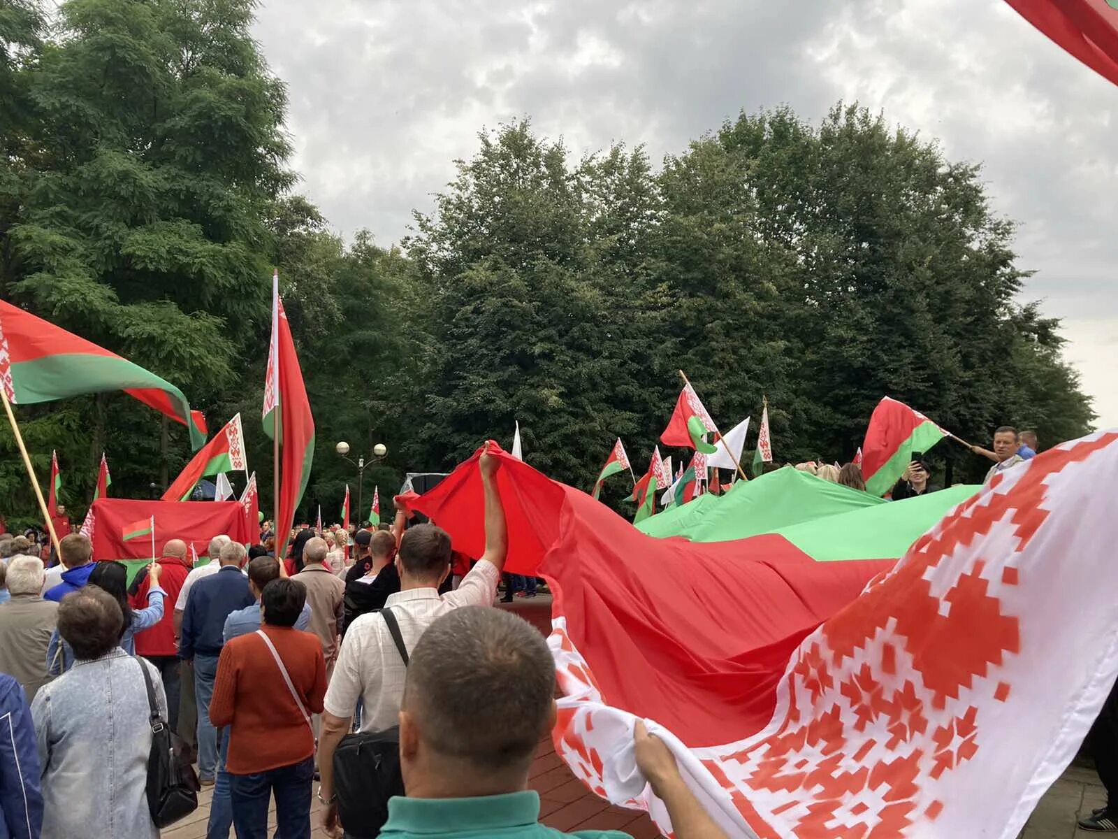 Описание пропало в параллельной вселенной.