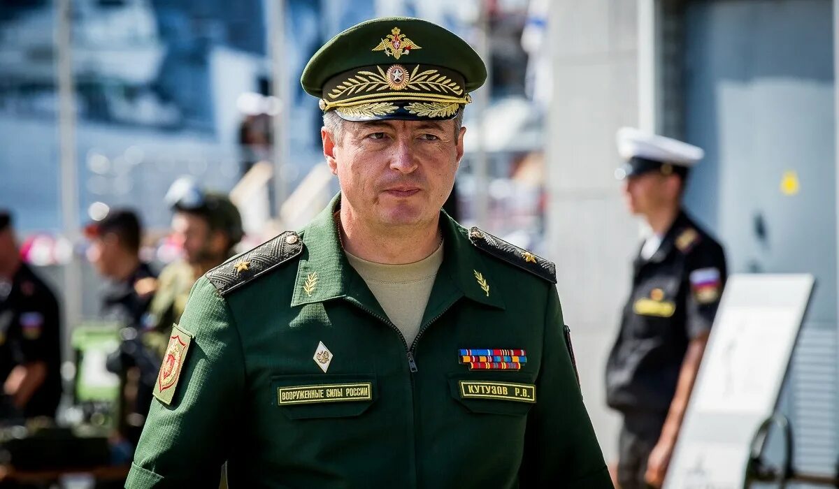 Командующий вооруженных сил