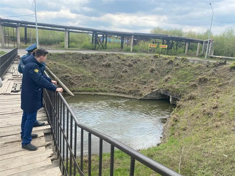 Речка в красноярске. Река теплая Красноярск. Тёплая речка Красноярск. Реки Каракуша. Красноярская ТЭЦ-1 речка тёплая.