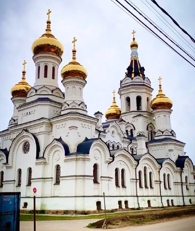 Храм рабочий лист. Храм бывает без окон.