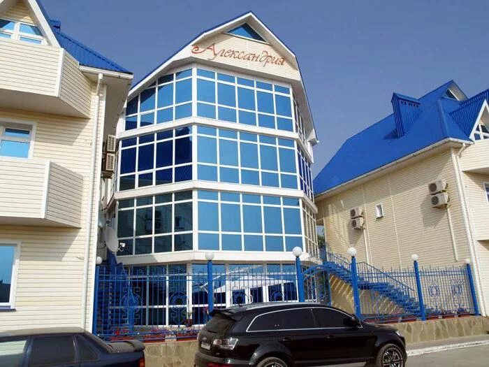 Сайт александрия витязево. Гостевой дом александрия витязево. Александрия ахтуба витязево. Анапа александрия витязево. Витязево александрийский 4.