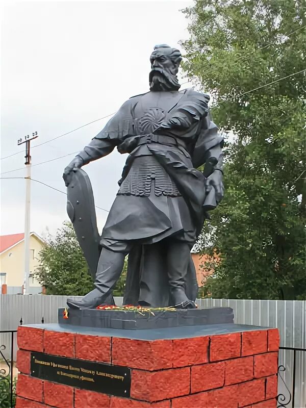 Памятник основателю стерлитамака. Основатель уфы. Иван нагой основатель уфы. Памятник михаилу нагому в уфе. Памятник основателю города уфы.