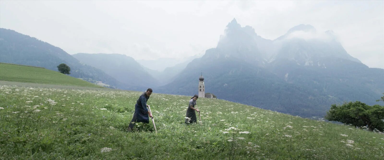 Тайная жизнь дата выхода. A hidden life 2019. a hidden life (2019, terrence malick). тайная жизнь кадры из фильма. a hidden life постеры.