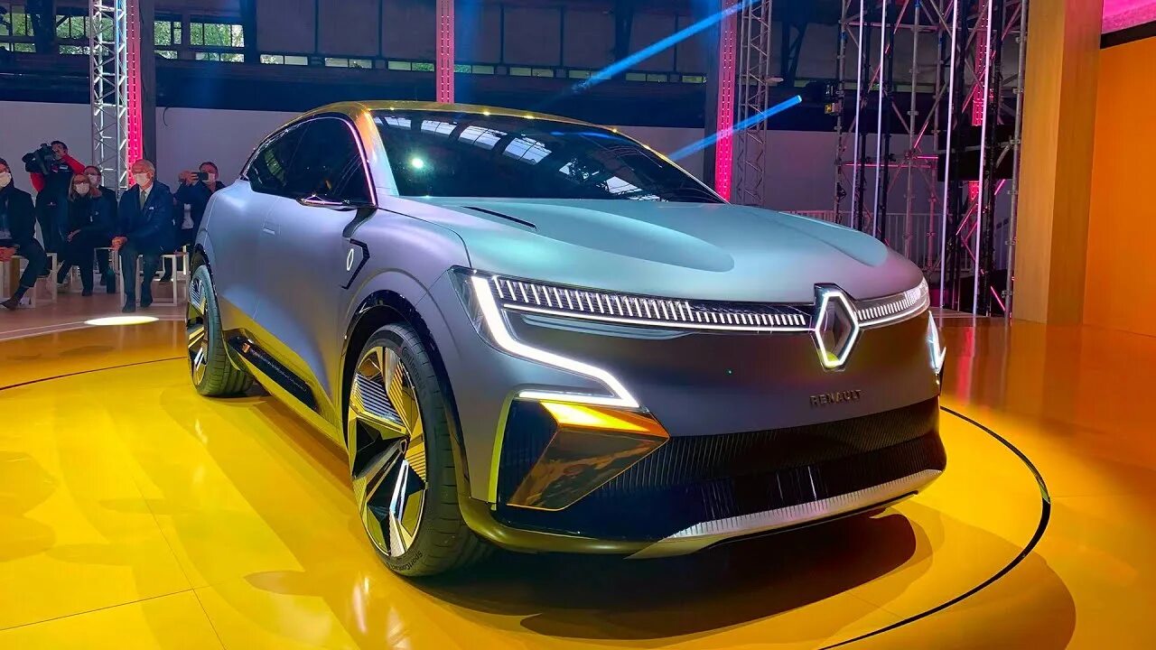 Новый авто 2022 года. Bmw i4 2022. Ford evos 2022. Женева 2022 автовыставка. Бмв i4 2021.