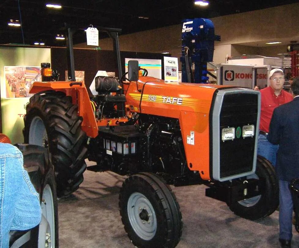 Tafe турция. Колесный трактор tafe 6022 4wd. Tafe трактор. Tafe трактор. Tractors and farm equipment limited.