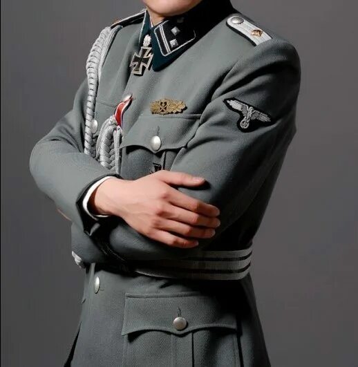 Форма сс. SS Officer m32. M36 German uniform. Форма SS офицера. Форма офицеров вермахта Hugo Boss.