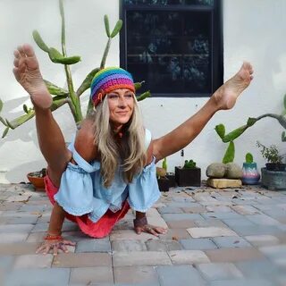 Gefällt 2,822 Mal, 106 Kommentare - Gabriela Pomplova (@gpyoga) auf.